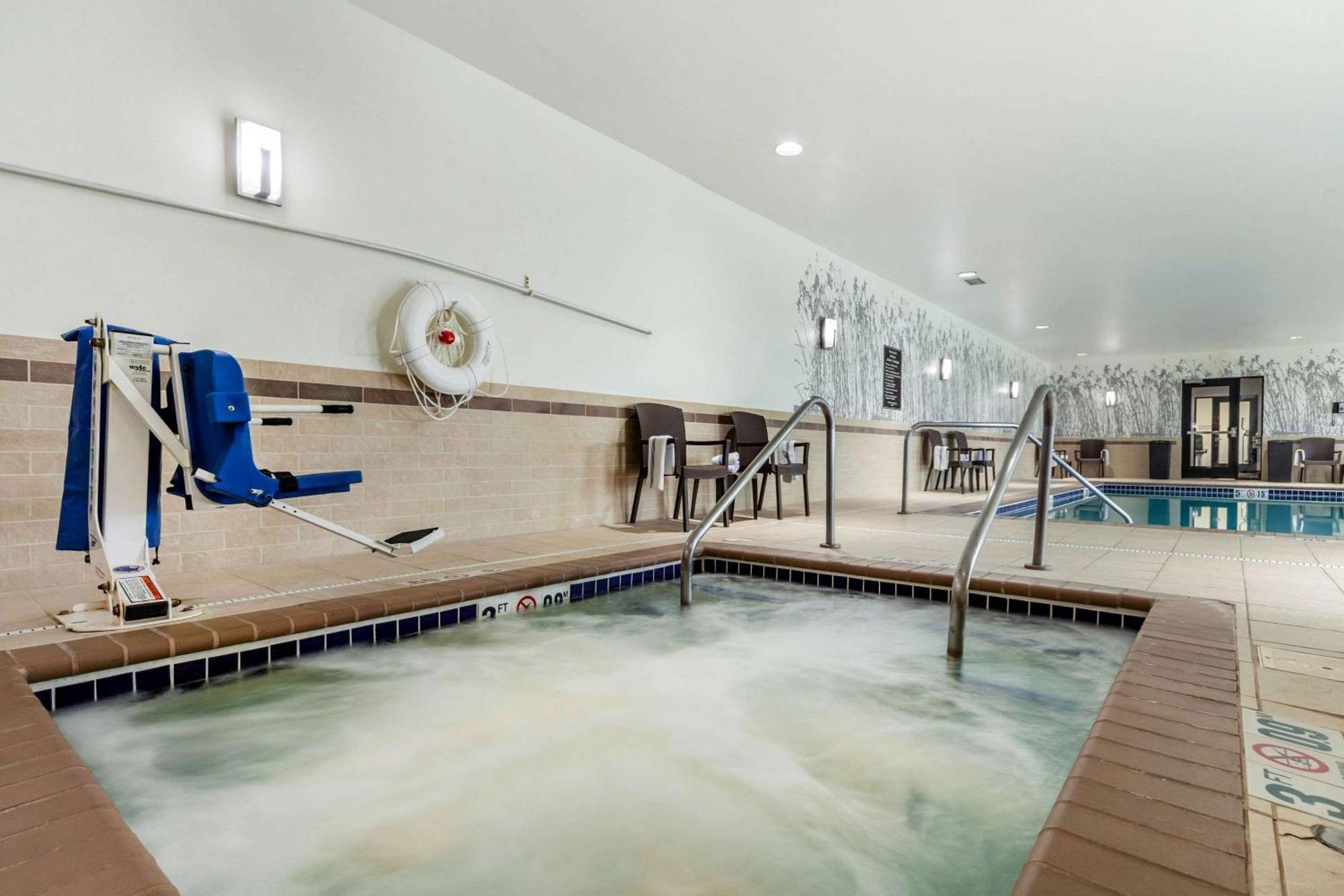 Sleep Inn & Suites Grand Forks Near Alerus Center Luaran gambar