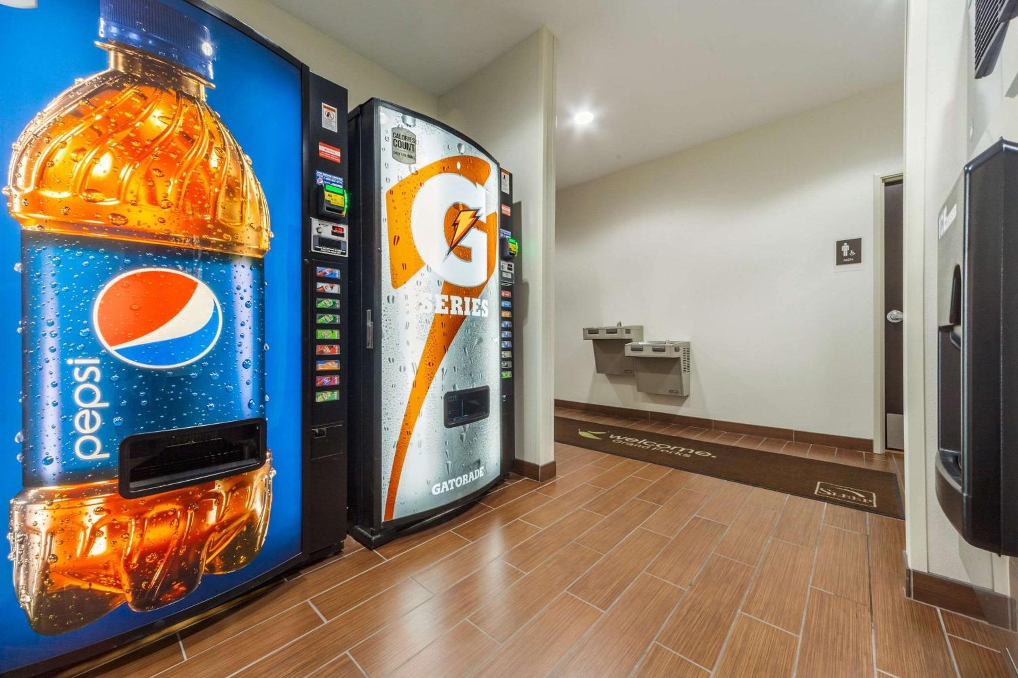 Sleep Inn & Suites Grand Forks Near Alerus Center Luaran gambar
